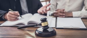 Previsión Legal de la audiencia al penado previa a la revocación de la suspensión de la ejecución de la pena